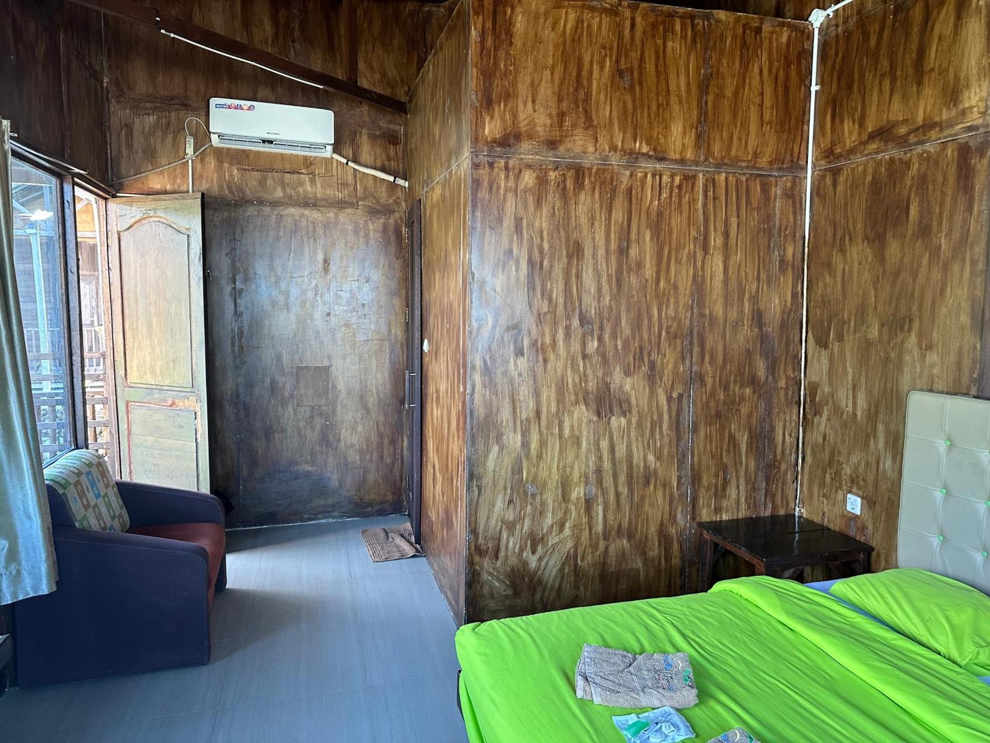 Hotel Mooi Park Sorong Exterior foto