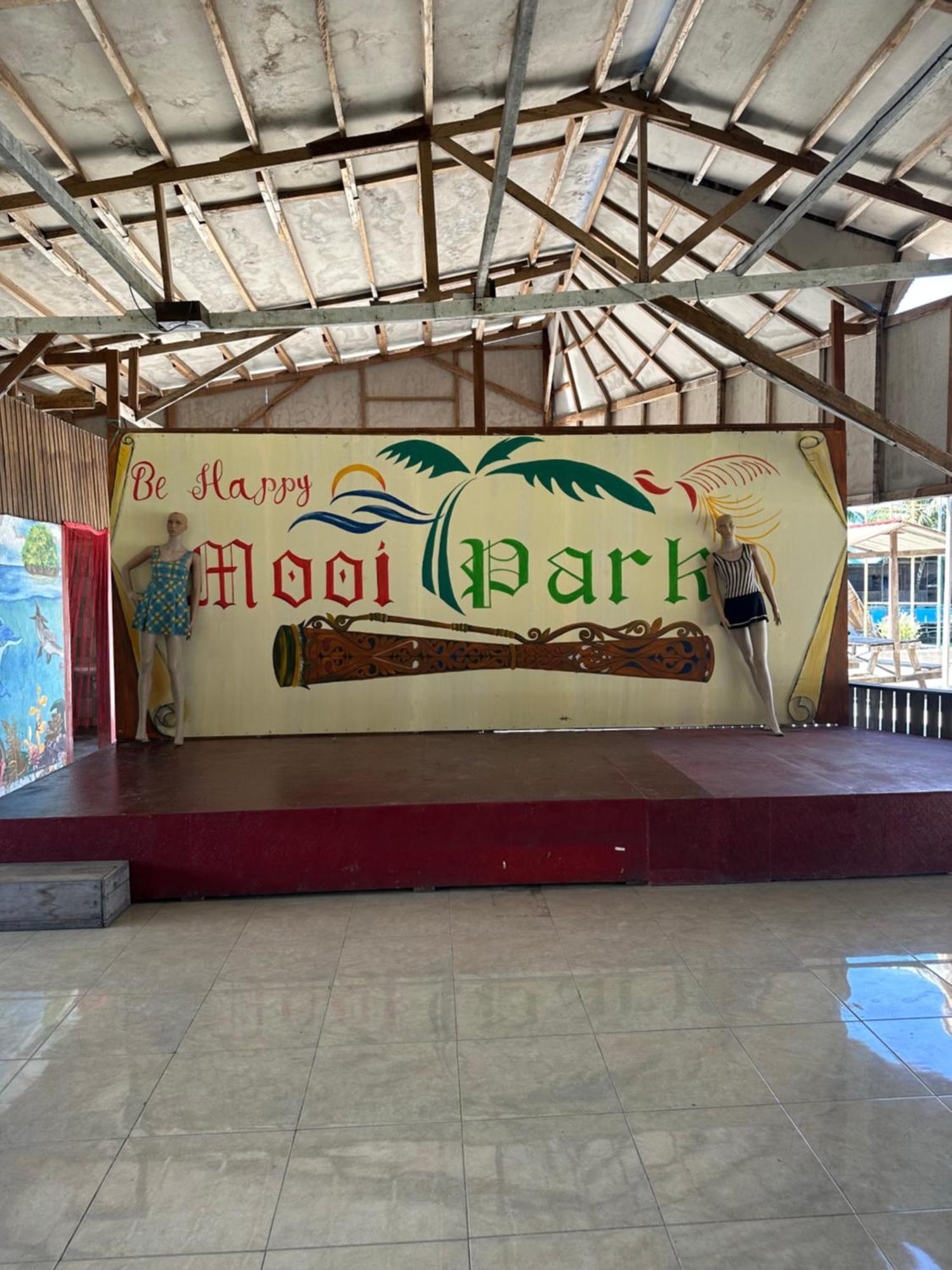 Hotel Mooi Park Sorong Exterior foto